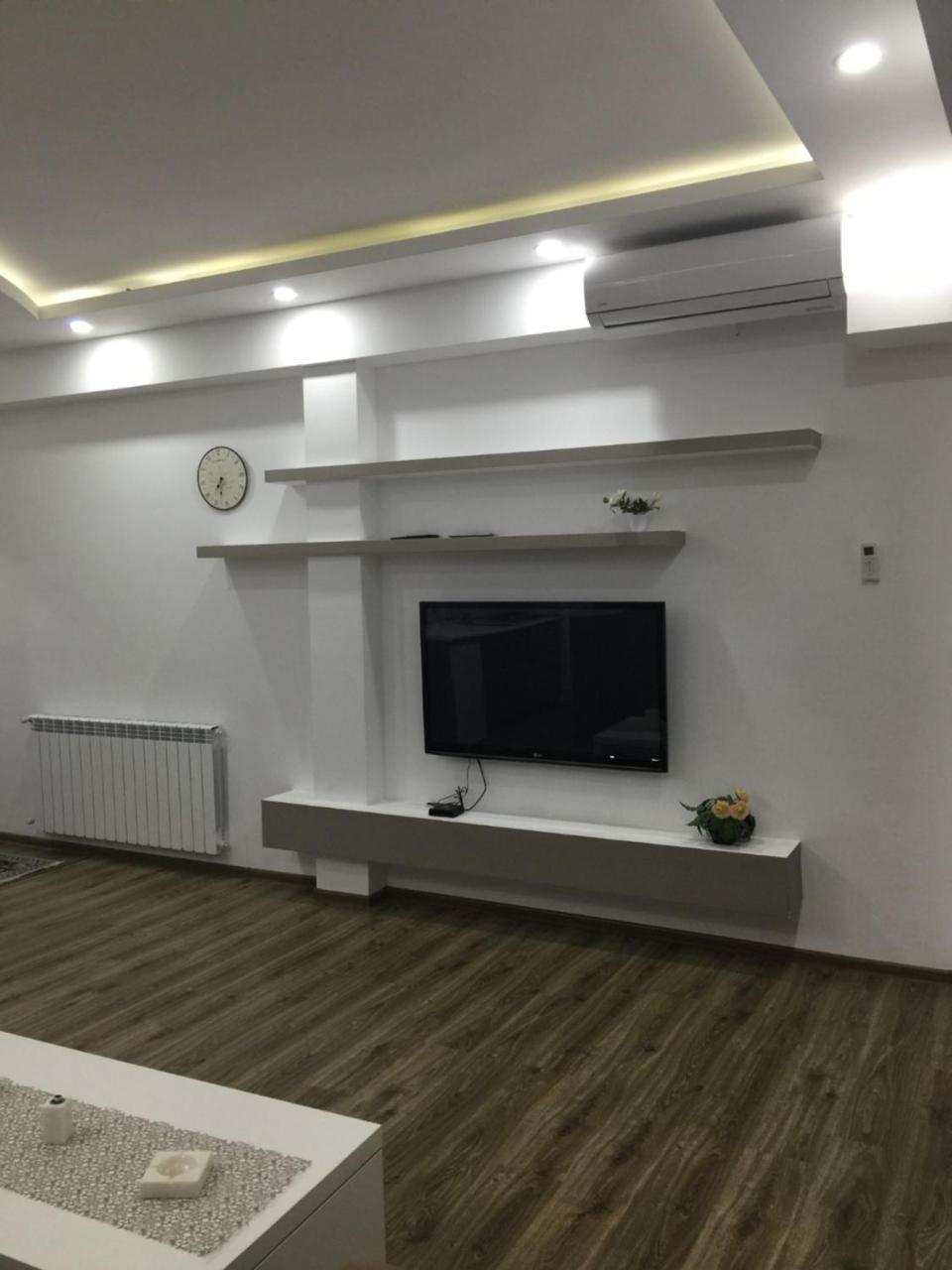 Family Apartment Tbilisi Eksteriør billede